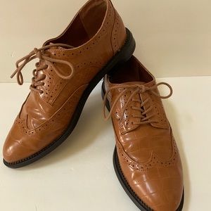 ASOS Design Tan Croc Lace Up Oxfords Size 6